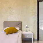 Luxury Nada With Pool In Tinjan Vila *
