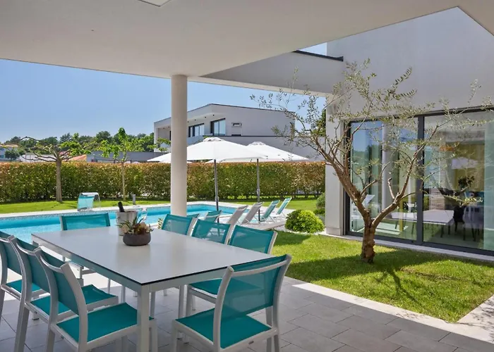 Luxury Nada With Pool In Tinjan * Kringa