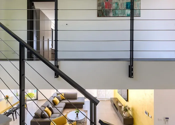 Luxury Nada With Pool In Tinjan Villa *